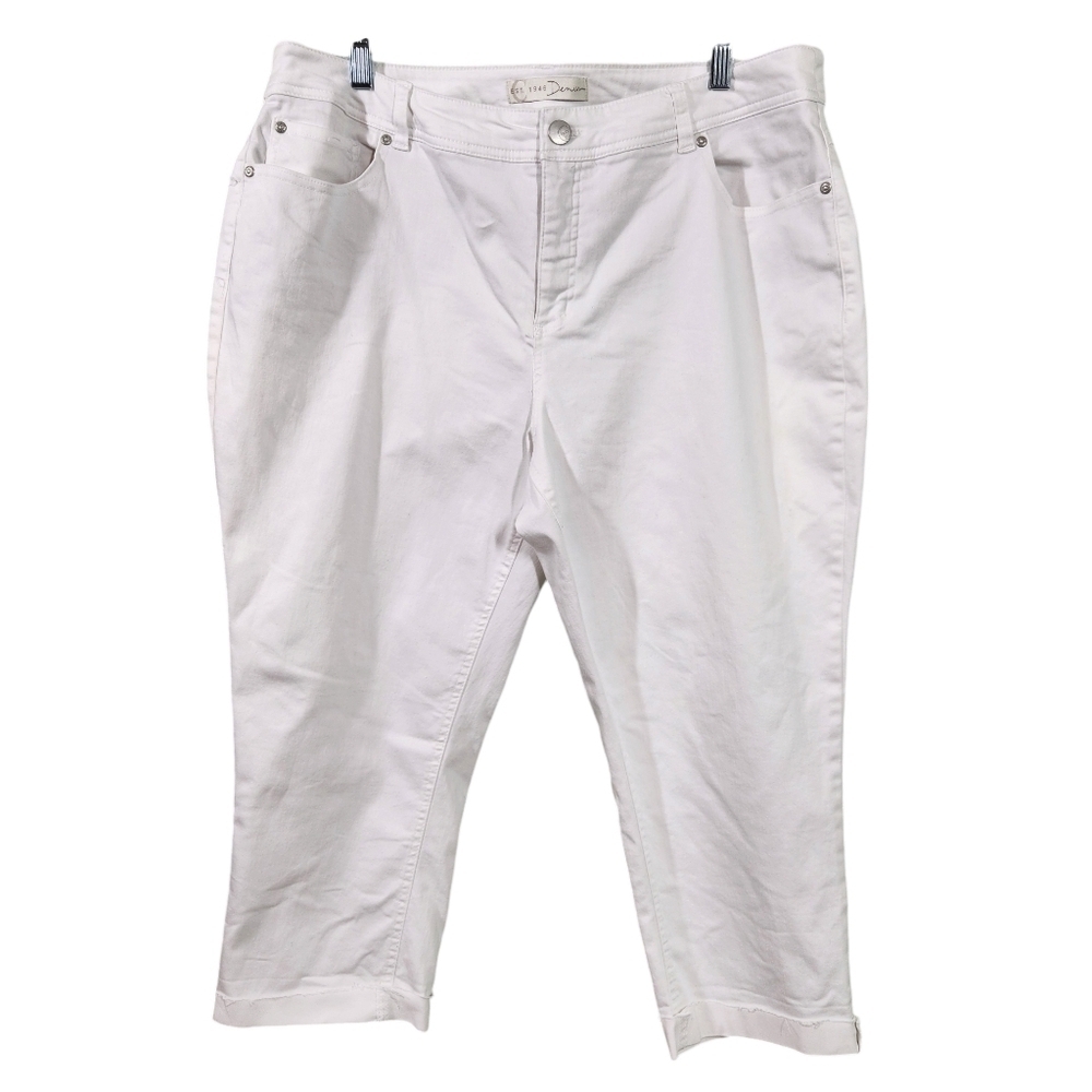 C Est 1946 White Denim Jean Capris, sz 18